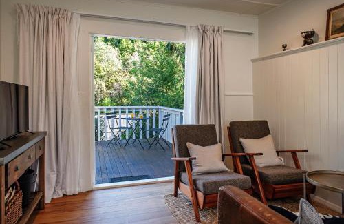 Nelson House | River Walk Cottage