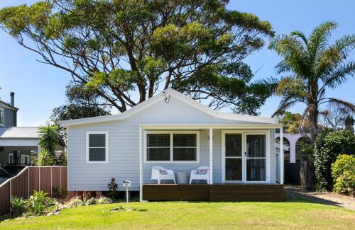 Shoalhaven Heads House | Riverbank Cottage & Studio