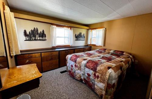 Lincoln House | Riverbank's Pemi Cottage