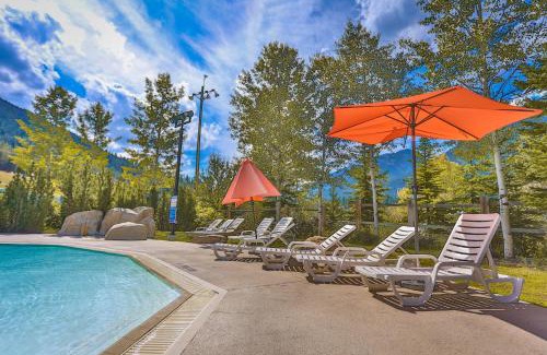 East Kootenay Apartment | Riverbend Townhomes by StayIn
