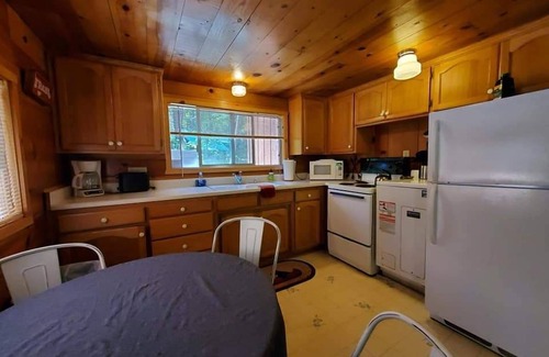 Castella Cabin | Rivercast Cabin fisherman's Dream on the Upper Sac