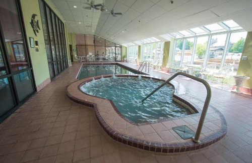 Alexandria Bay Resort | Riveredge Resort Hotel