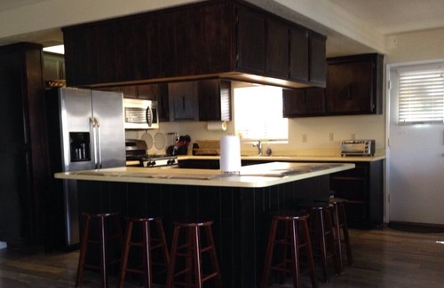 Holiday Shores House | Riverfront 3bd,3bth, boat dock, close to casinos. Perfect getaway. Winter rental