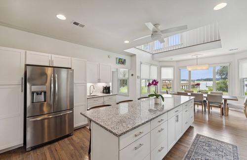 Savannah House | Riverfront 7 BR/5 BA Estate+Dock