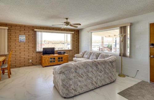 Bullhead City Villa | Riverfront Bullhead City Home with Mountain Views!