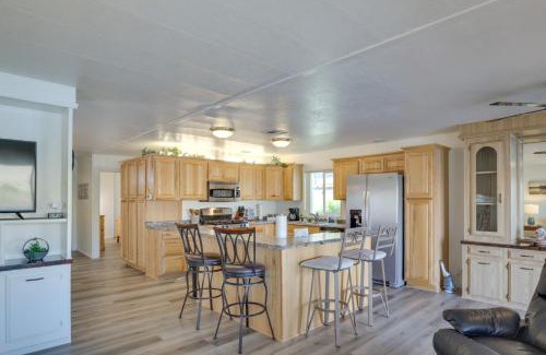 Bullhead City House | Riverfront Bullhead City House with Balcony!