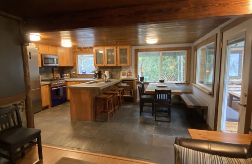 Gold Bar Cabin | Riverfront Cabin with Hot Tub & AC on 2 Acres. Pet Friendly. Back-up Generator.