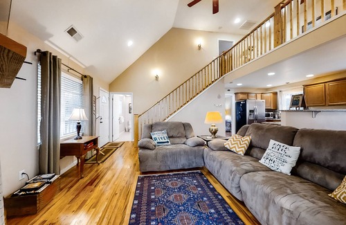 Whittier House | Riverfront gem w/wraparound deck, horseshoes, firepit, hot tub, WiFi - 2 dogs OK