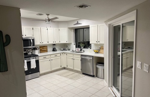 Bullhead City House | Riverfront Getaway!