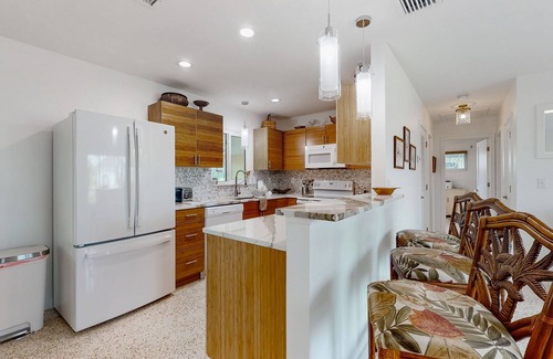 Harbour Heights House | Riverfront home near downtown with dolphin sightings, private dock & home office