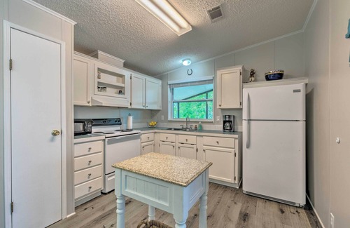 Weeki Wachee Gardens House | Riverfront Home w/Kayaks and Gulf access