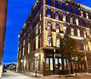 Downtown St. Louis Apartment | Riverfront Loft - City Views, Steps from Arch and Casino