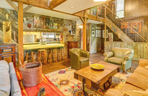 Wilburn Apartment | Riverfront Pangburn Escape w/ Balcony + Fire Pit!