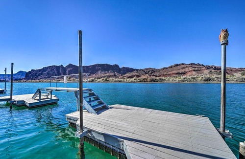 Parker Strip Apartment | Riverfront Parker Studio 1 Mi to Boat Launch!