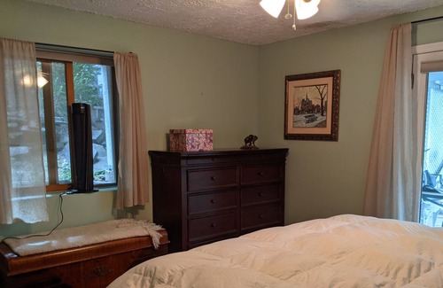 Ulster Park House | Riverfront property in the beautiful Hudson Valley with many outdoor activities.