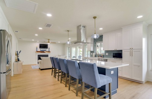 Ruskin House | Riverfront Ruskin Home w/Boat Dock, 1 Mi to Beach