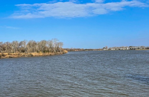Matagorda RV Rental | Riverfront RV Spot #1