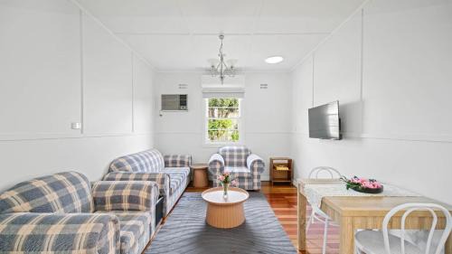 Gloucester House | Riverlet - Heart Of Gloucester Town