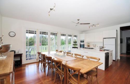 Kangaroo Valley House | Rivermist Luxury 6 bedrooms and 6 bathrooms