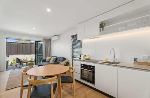Albert Town Apartment | Rivers Abode