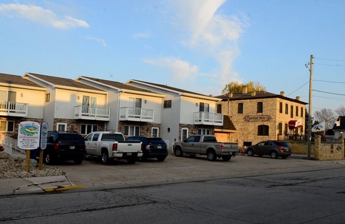 Algoma Condo | Rivers Edge Condominiums, Waterfront condos located in Algoma WI. Lake Michigan