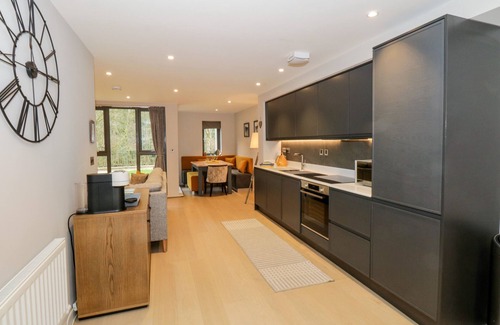 Backbarrow Cottage | RIVERS EDGE, family friendly, with a garden in Newby Bridge