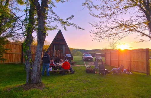 Eureka Springs Cabin | Riverside A-Frame Cabin w/Private Access to the Kings River, Eureka Springs, AR