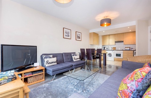 Battersea Apartment | Riverside Apartment