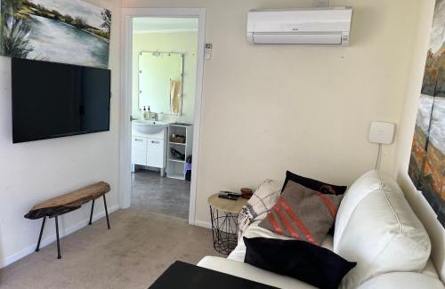 Clive Apartment | Riverside Bliss