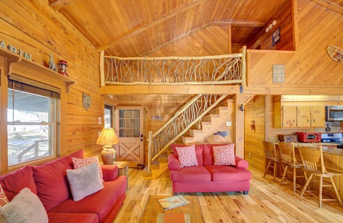 Canton Cabin | Riverside Cabin with Hot Tub and firepit pet Friendly