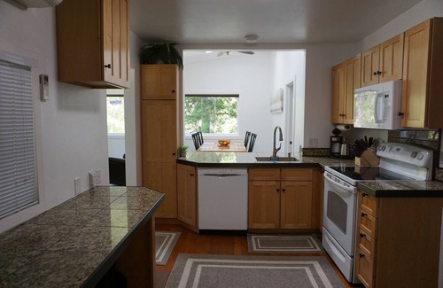 Westfir Cottage | Riverside Cottage: Fish the North Fork of the Willamette-Bike the Alpine Trail!