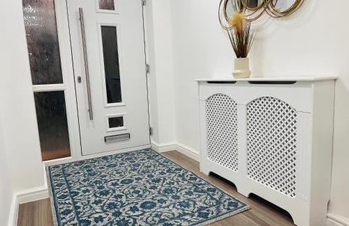 Island Gardens House | Riverside En suite Double Room E14