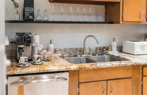 Old Southwest House | Riverside Haven with Home Theater sleeps 8