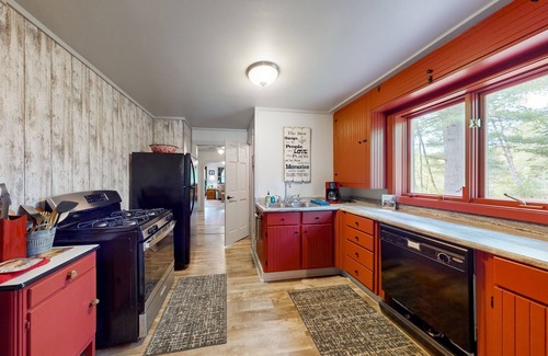 Manitowish Waters House | Riverside Home with Firepit, Gas Grill, and Washer/Dryer