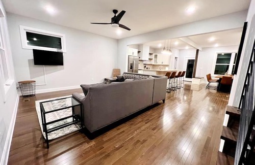 Woodfin House | Riverside House