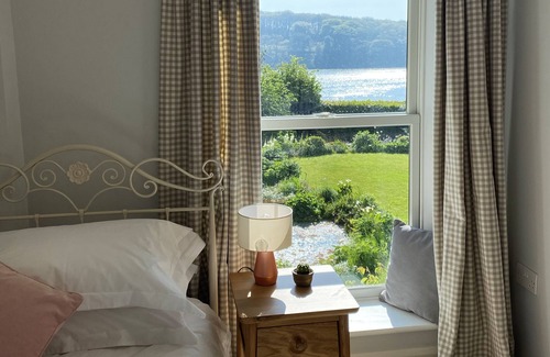 St Clement Cottage | Riverside Idyll - the perfect Cornish Sanctuary