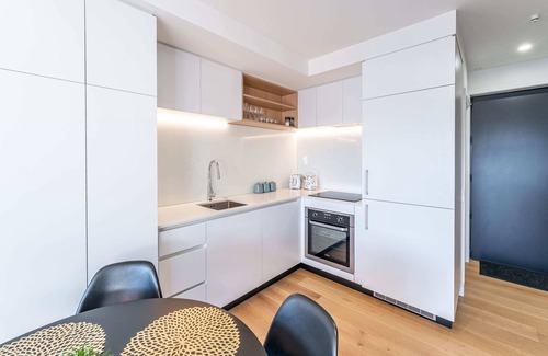 Albert Town House | Riverside Lodge - Two Bedroom Luxury Townhouse