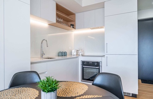 Albert Town House | Riverside Lodge - Two Bedroom Luxury Townhouse