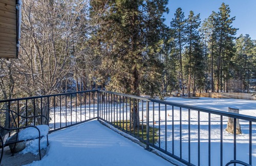 Leavenworth House | Riverside Loft Suite 1 Bedroom Home