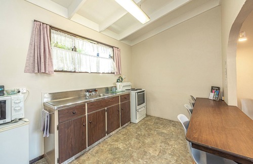 Whanganui Hotel | Riverside Motel