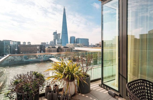 Billingsgate Apartment | Riverside Penthouse II | Pro-Managed