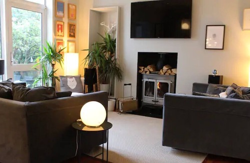 Rathfarnham House | Riverside relaxation