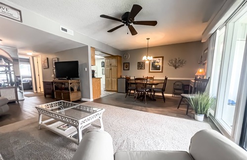 Welaka Condo | Riverside Retreat in Welaka