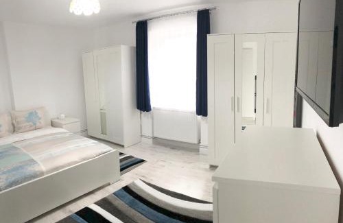 Ramingstein Apartment | Riverside Ski Apartment