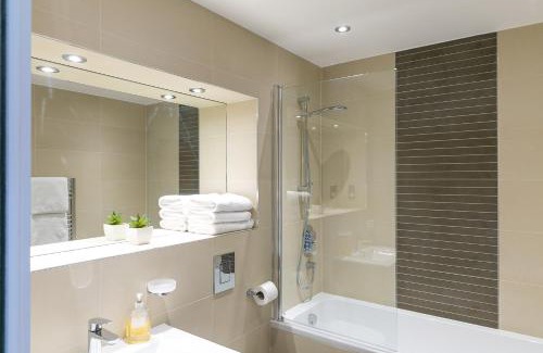 Stamford Apartment | Riverside Stamford Stays