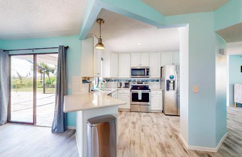 Pebble Beach House | Riverside Story