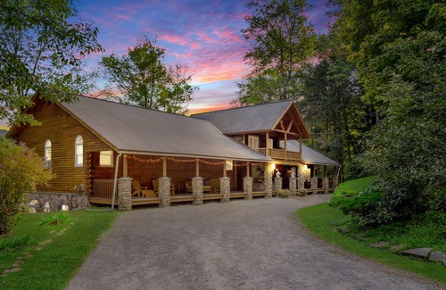 Fishs Eddy House | RiverView Estate By Brophy