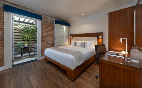 Lower State Hotel | Riviera Beach House