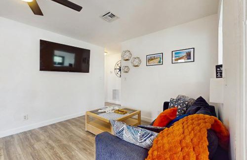 Riviera Beach House | Riviera Oasis