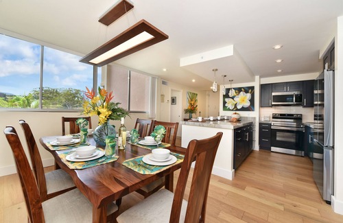 Kahana Condo | RK 301 Remodeled OceanFront 2BD w Pool and AC